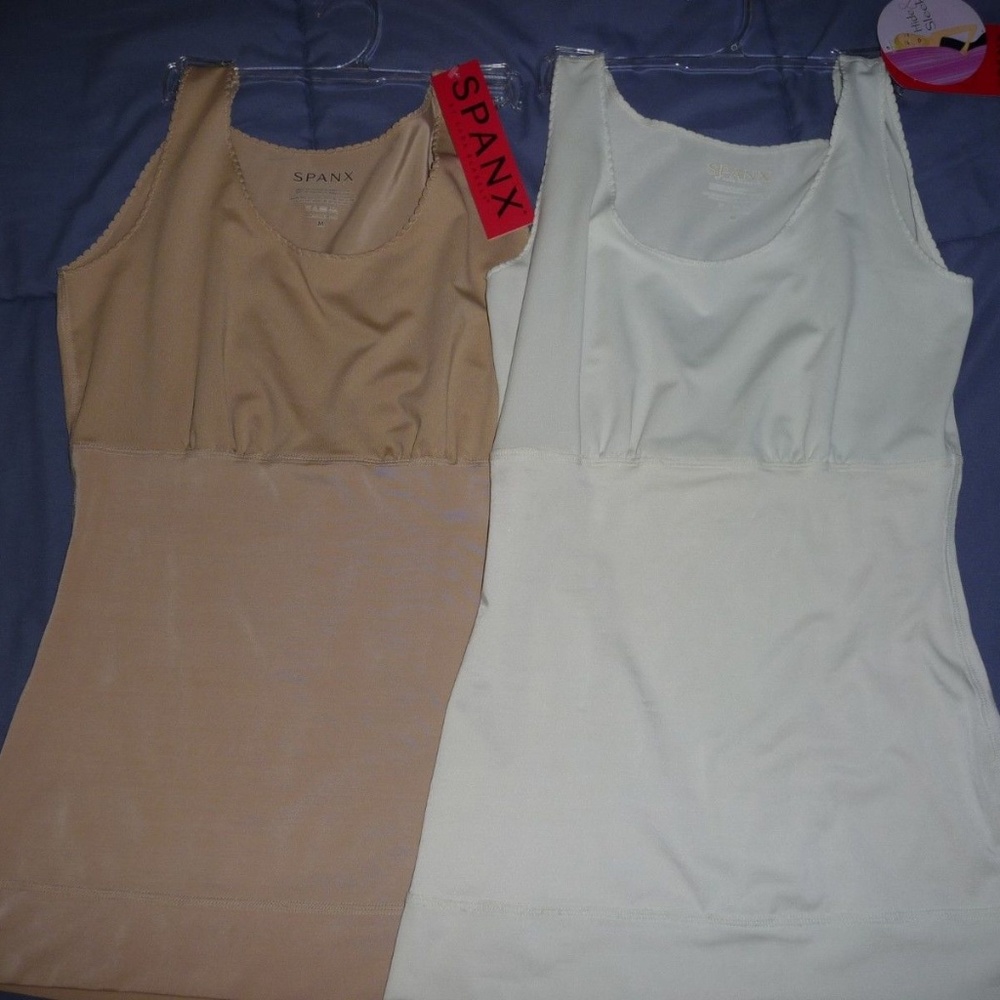 NWT Spanx Hide and Sleek All Around Taming Tank